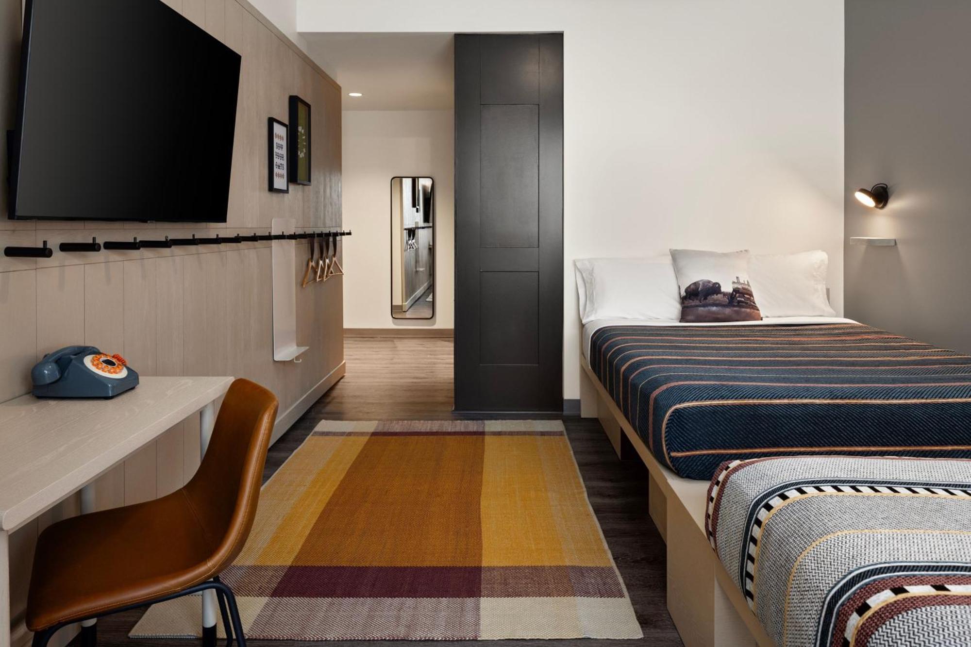 Moxy Omaha Downtown Hotel Exterior photo